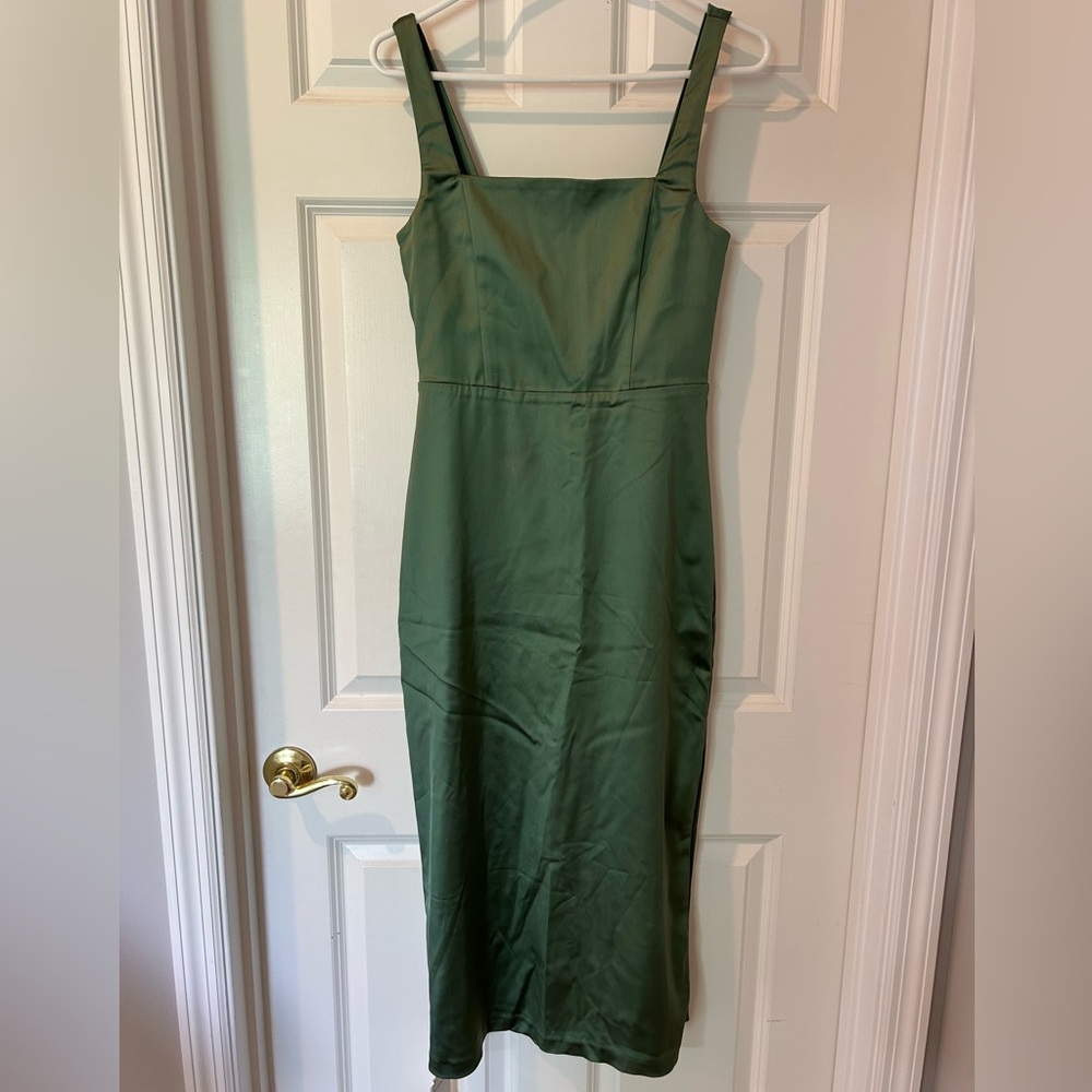 NEW with tags. A&F Green Square-Neck Midi Dress